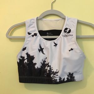 Oiselle running crop top size s